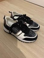 Sneakers voor dames, Wit, Ophalen of Verzenden, Zo goed als nieuw, Sneakers