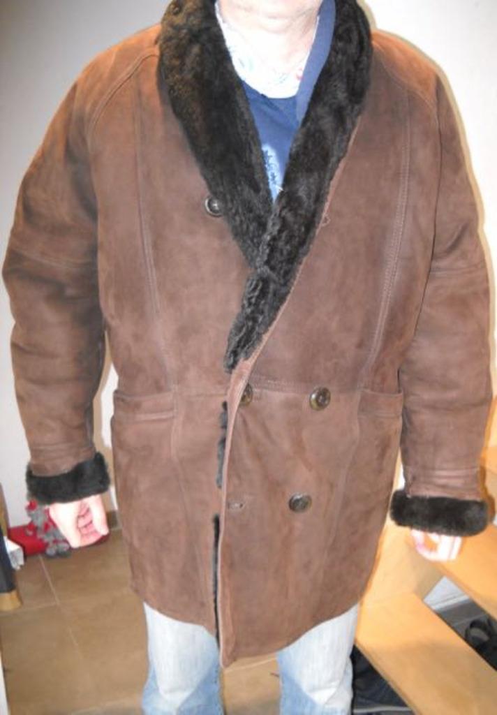 manteau peau retournée - Homme, Kleding | Heren, Jassen | Winter, Zo goed als nieuw, Maat 48/50 (M), Bruin, Ophalen
