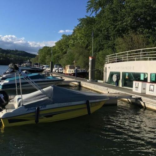 Motorboot - ideaal voor familiezeilen (5 P), Watersport en Boten, Motorboten en Motorjachten, Zo goed als nieuw, Polyester, Tot 6 meter