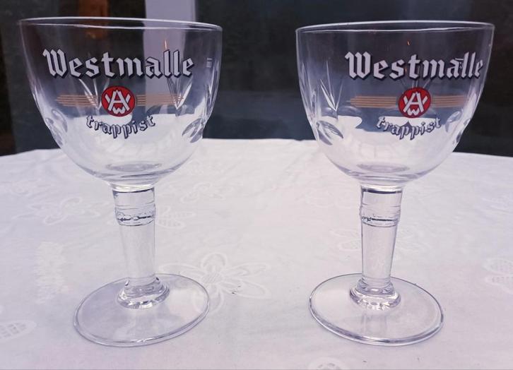2 prachtige WESTMALLE bierglazen on geslepen glas, Verzamelen, Biermerken, Ophalen of Verzenden