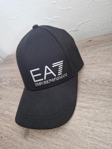 EMPORIO ARMANI EA7 zwarte pet beschikbaar voor biedingen