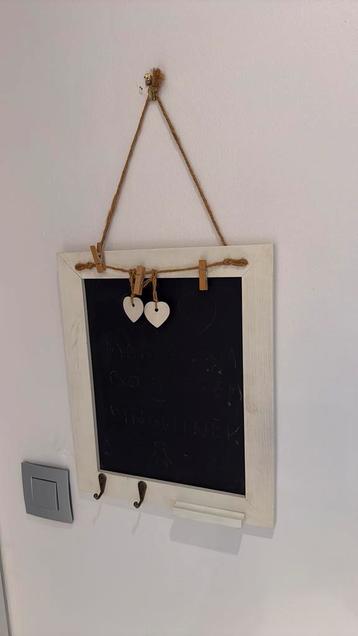 Ardoise beschikbaar voor biedingen