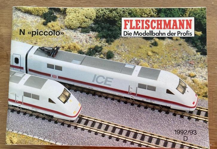 Catalogue train Fleischmann N - 1992-93, Hobby en Vrije tijd, Modeltreinen | N-Spoor, Gebruikt, Boek, Tijdschrift of Catalogus