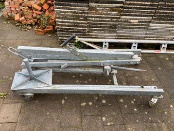 Muba krachtarmlift 600 kg poutrellift beschikbaar voor biedingen