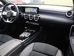Mercedes-Benz A-klasse 250 e AMG Line | Trekhaak | LED | Cam, Auto's, Mercedes-Benz, Gebruikt, 16 kWh, Plug-in hybride, Bedrijf