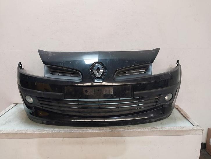 BUMPER VOOR Renault Clio III (BR / CR) (|620223460R|), Auto-onderdelen, Carrosserie, Bumper, Renault, Voor, Gebruikt