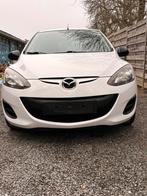 Mazda 2, Euro 5, 4 cilinders, Wit, Handgeschakeld