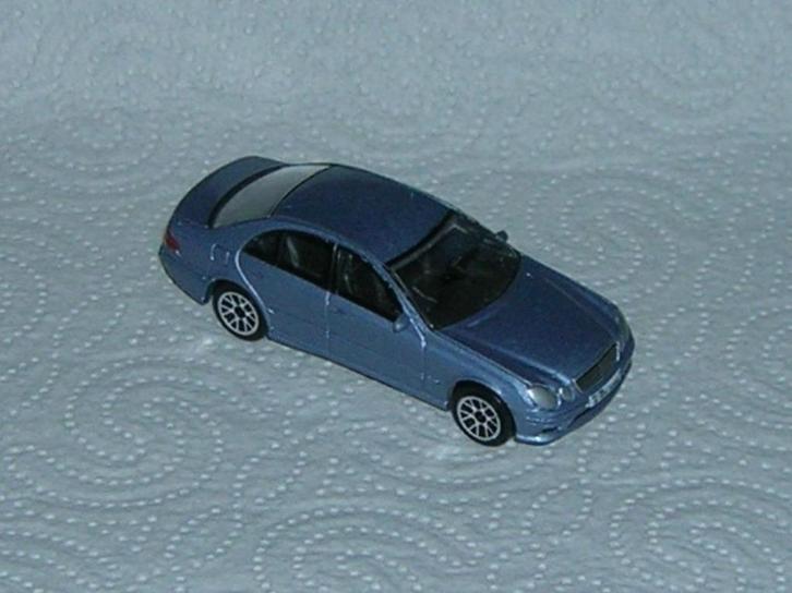 Realtoy Mercedes Benz E-55 AMG, Hobby en Vrije tijd, Modelauto's | Overige schalen, Zo goed als nieuw, Auto, Ophalen of Verzenden