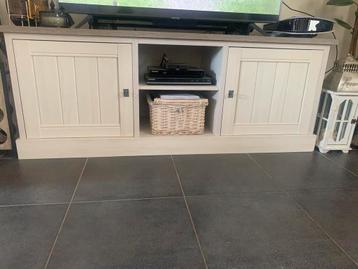 TV meubel beschikbaar voor biedingen