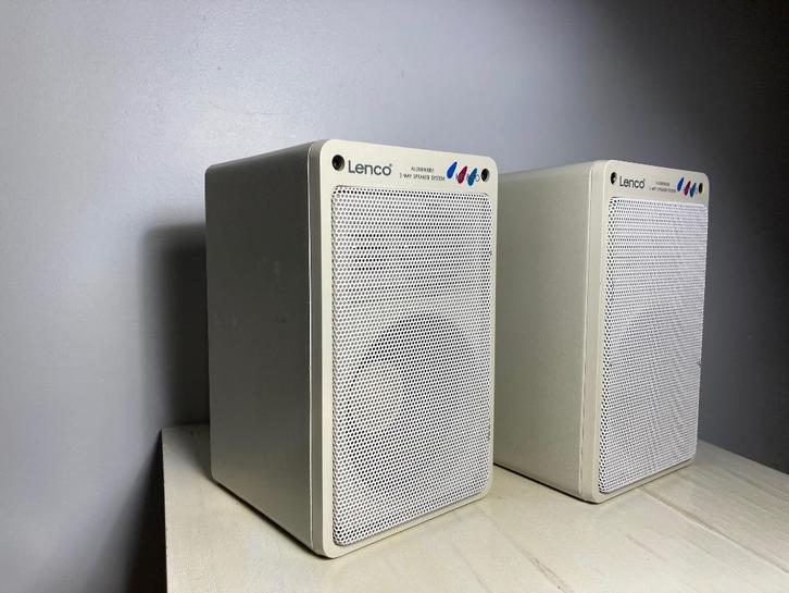 Vintage bookshelf speakers Lenco Hifi 880, Audio, Tv en Foto, Luidsprekerboxen, Gebruikt, Front, Rear of Stereo speakers, Minder dan 60 watt