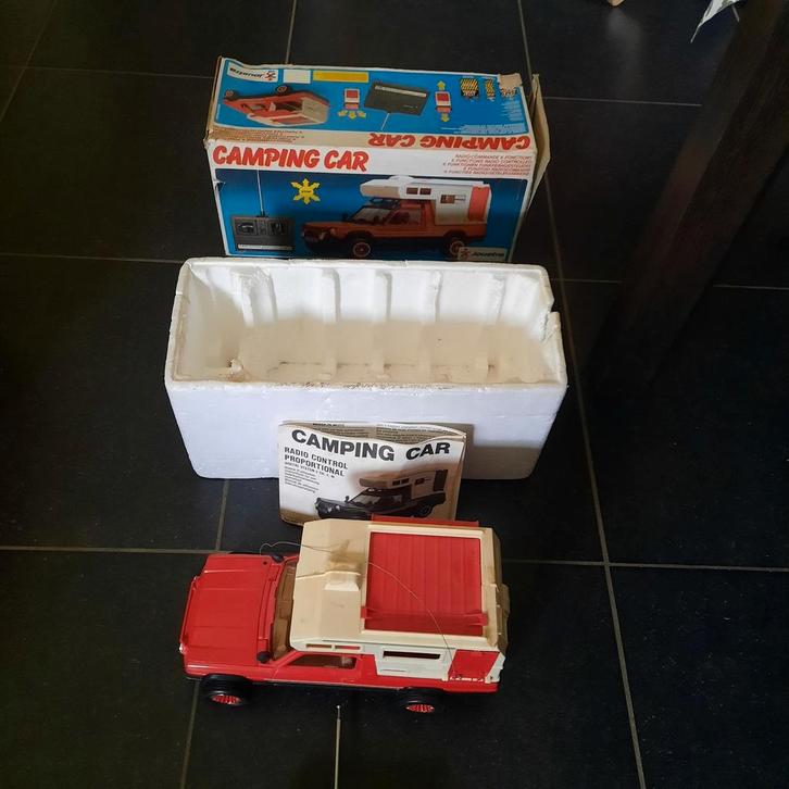 Camping-car avec télécommande, années 70-80., Collections, Jouets, Utilisé, Enlèvement ou Envoi