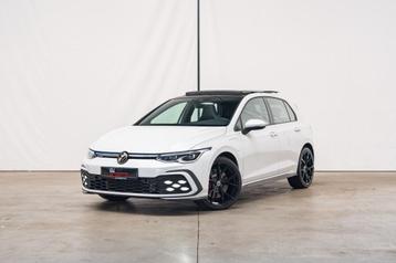 VOLKSWAGEN GOLF 8 GTE | PLUG IN HYBRID | BTW | PANO | IQ  beschikbaar voor biedingen
