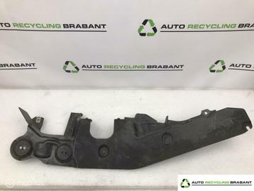 Afdekkap linksonder BMW X5 F15/ X6 F16 7325399 beschikbaar voor biedingen