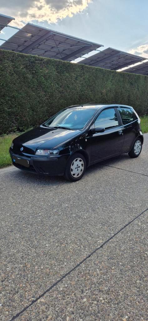 Fiat punto 1.2 essance prete a immatriculer, Auto's, Fiat, Particulier, Punto, Benzine, 3 deurs, Handgeschakeld, Ophalen