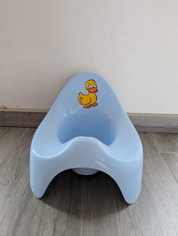 Potje eendje kwak beschikbaar voor biedingen