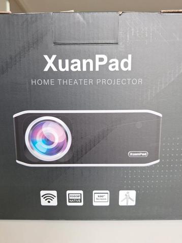 Xuanpad Mini Projector als nieuw gebruikt beschikbaar voor biedingen