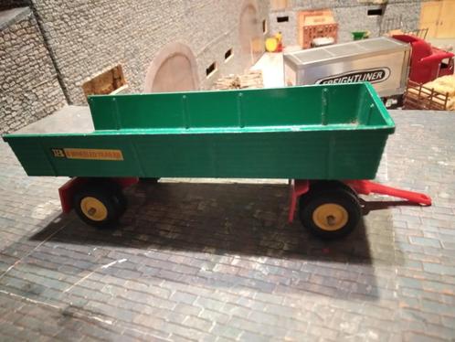 Britains 8-wielige aanhangwagen uit 1978, Hobby en Vrije tijd, Modelauto's | 1:32, Gebruikt, Tractor of Landbouw, Britains, Ophalen of Verzenden