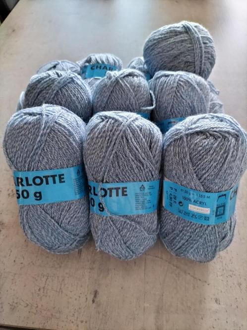 Charlotte wollen bal blauw gevlekt (10 ballen + rest), Hobby en Vrije tijd, Breien en Haken, Ophalen of Verzenden