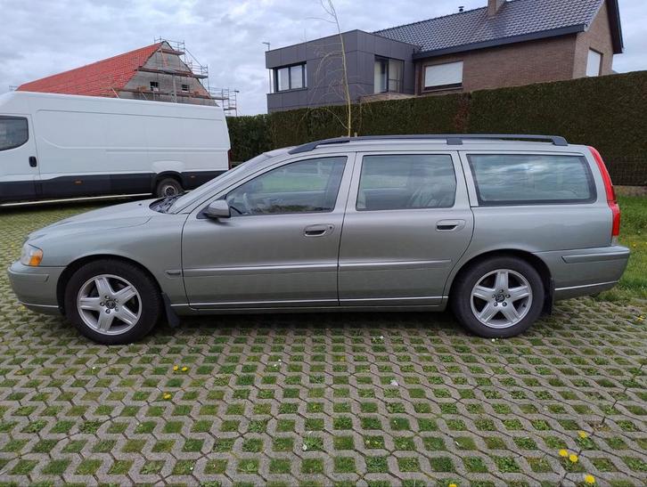 Niewstaat Volvo V70 eerste eigenaar new new, Auto's, Volvo, Particulier, V70, Airbags, Airconditioning, Alarm, Boordcomputer, Centrale vergrendeling