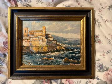 Kuststad met kasteel beschikbaar voor biedingen