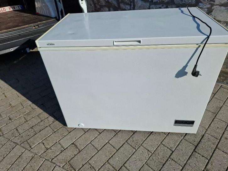 congélateur Valberg 295 litre en bonne état, Electroménager, Congélateurs, Utilisé, À Poser, Congélateur, Congélateur, Enlèvement