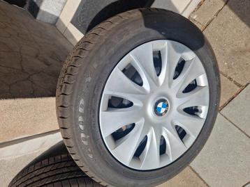 Bmw banden met welgen  beschikbaar voor biedingen