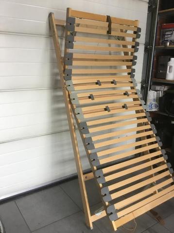 Stevige lattenbodem  beschikbaar voor biedingen