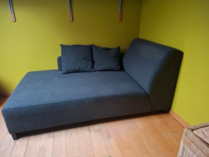 Hoekzetel met longchair donker grijs. Hoort samen, Huis en Inrichting, Zetels | Complete zithoeken, Ophalen