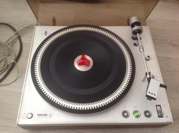 Philips GA 212 Sprung Chassis Belt-Drive Turntable beschikbaar voor biedingen