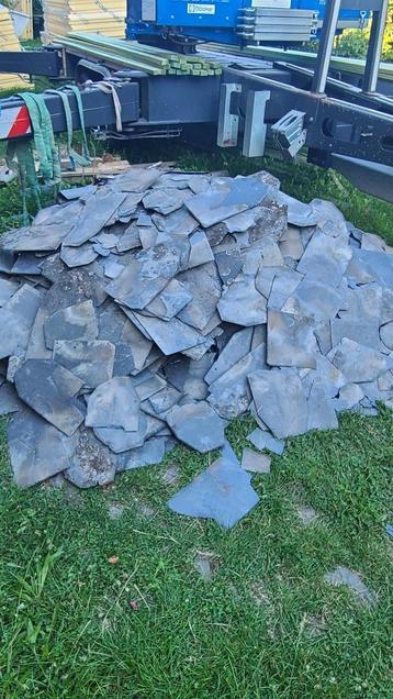 Ardoises naturelles cassées - pour aménag. jardin - gratuit, Pierre ou Argile, Enlèvement, Utilisé, Autres types
