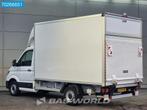 Volkswagen Crafter 140pk Automaat Laadklep NL Bakwagen Camer, Stof, Gebruikt, Euro 6, 4 cilinders