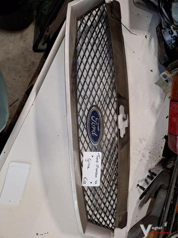 Ford Mondeo Grille '02 beschikbaar voor biedingen