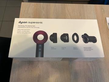 Dyson supersonic haardroger beschikbaar voor biedingen