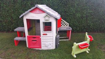 Speelhuisje met buitenkeuken Smoby met accesoires beschikbaar voor biedingen