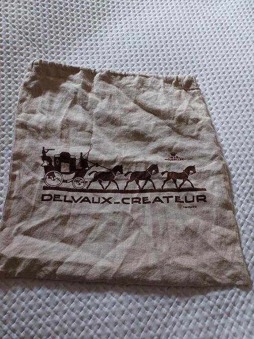 DELVAUX Linnen hoes met logo, Handtassen en Accessoires, Tassen | Damestassen, Verzenden