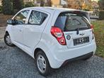 Chevrolet Spark 1.0i * 70 000 km * AIRCO+LEDER+..* CAR PASS*, Auto's, Chevrolet, Euro 5, 50 kW, Zwart, Leder en Stof
