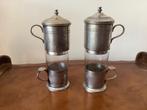 2 tasses à café anciennes en métal argenté. €35.00, Enlèvement ou Envoi