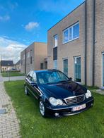 Mercedes C240 BENZINE b-jaar 2004 perfect auto full option, Auto's, Automaat, 5 deurs, Particulier, C-Klasse