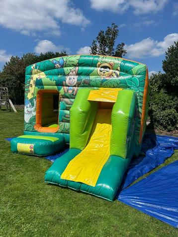 Springkasteel jungle TE HUUR beschikbaar voor biedingen