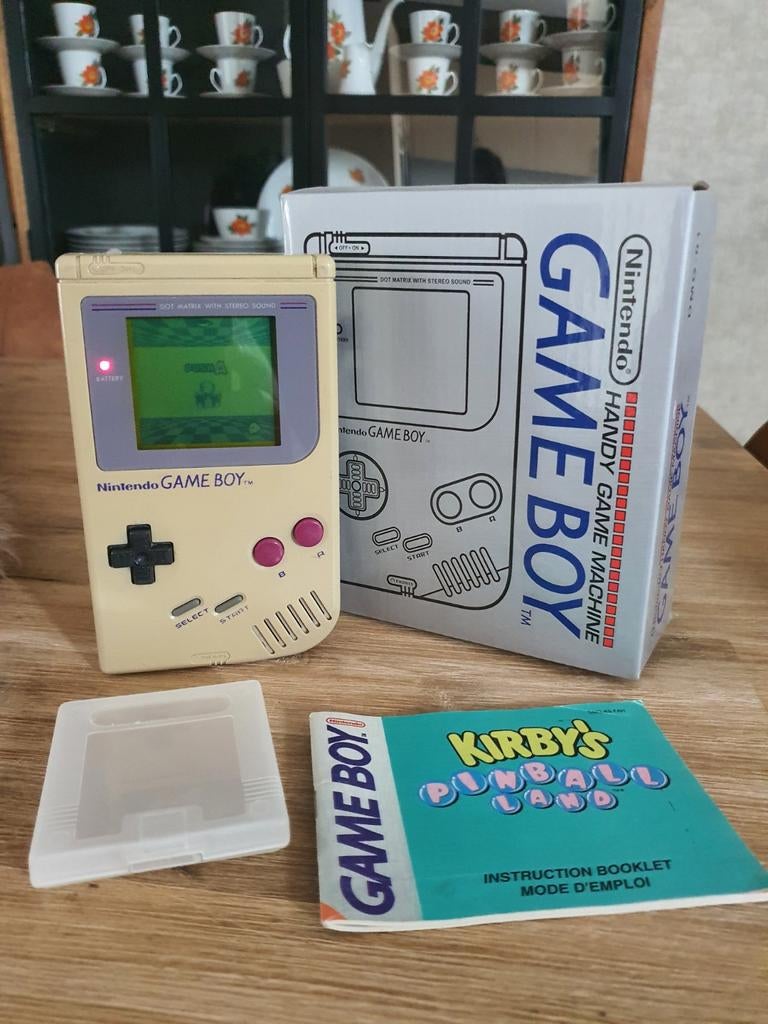 Nintendo gameboy + kirby, Ophalen