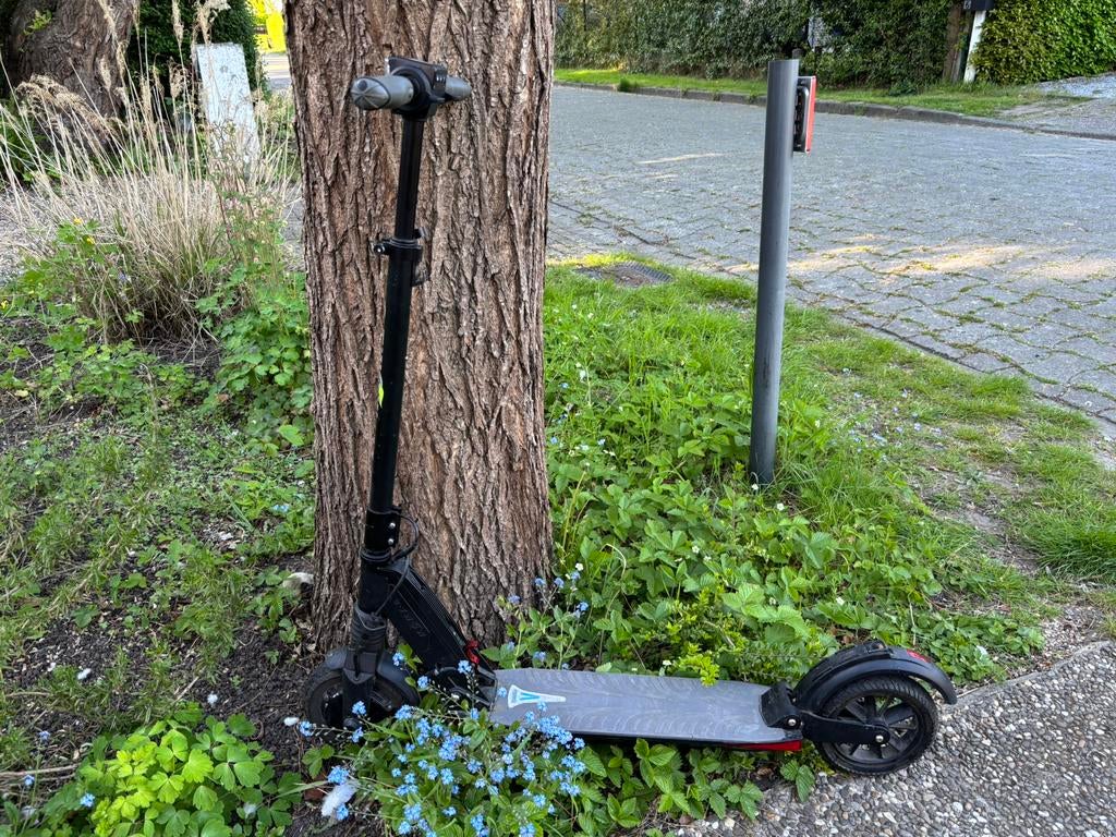 E-TWOW elektrische step – zeer goede staat – weinig gebruikt, Fietsen en Brommers, Steps, Ophalen, Gebruikt, Elektrische step (E-scooter)