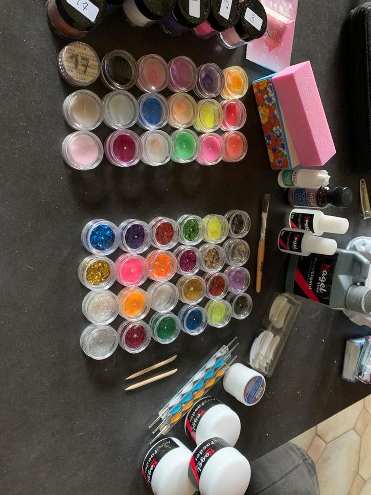 Starterspakker acrylnagels, Handtassen en Accessoires, Uiterlijk | Cosmetica en Make-up, Zo goed als nieuw, Ophalen