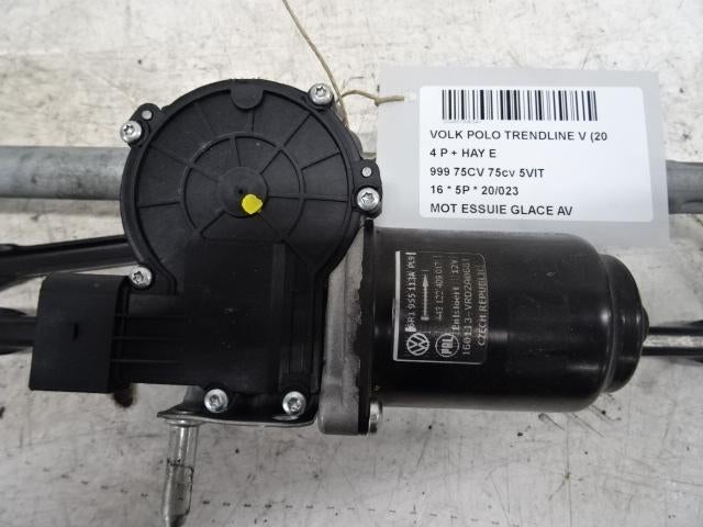 MOTEUR ESSUIE-GLACE AVANT Polo V (6R) (6R1955113A), Volkswagen, Mevr. I. Hauben, Utilisé, Rue de l'Espoir 34 34
4030  GRIVEGNÉE, BE