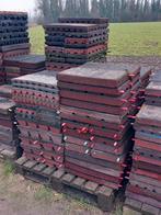 Diverse partijen rubber tegels 25x50, Weidegang