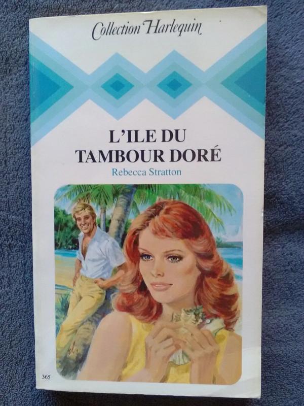 "L'île du tambour doré" Rebecca Stratton (1983), Livres, Romans, Utilisé, Europe autre, Enlèvement ou Envoi