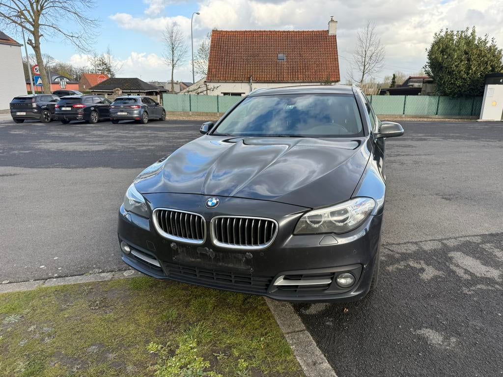 Te Koop BMW 520d facelift  jaar 12 2014 km 270000 euro 6 b, Cuir, Noir, 5 portes, Automatique