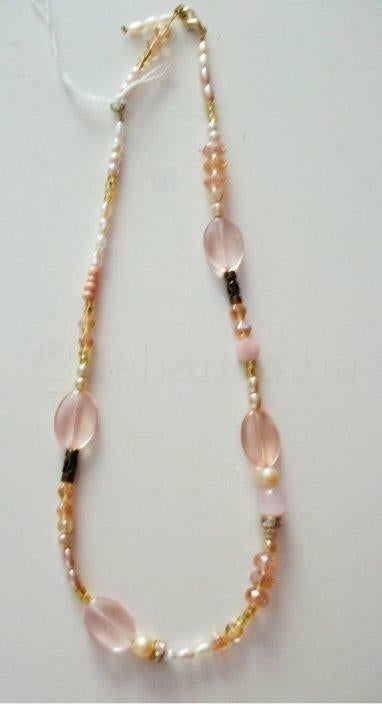 Te koop: Nieuw! Uniek! Mooi fijn roze kettinkje, Handtassen en Accessoires, Kettingen, Ophalen, Nieuw, Roze, Overige materialen