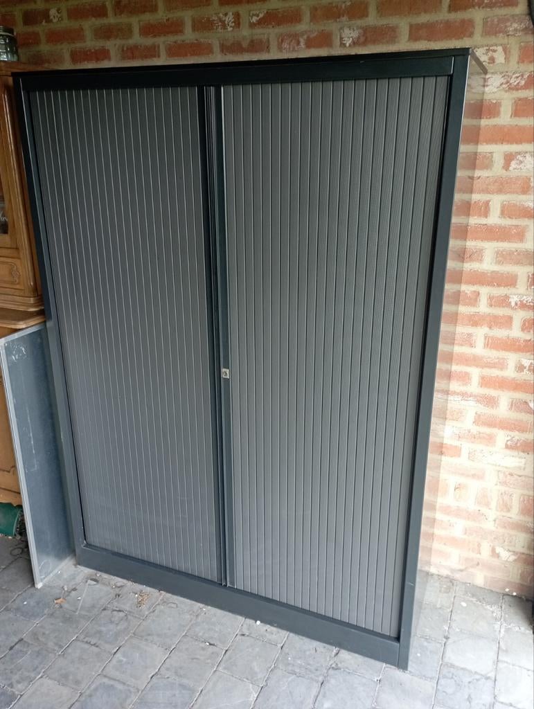 Archiefkast, Ophalen