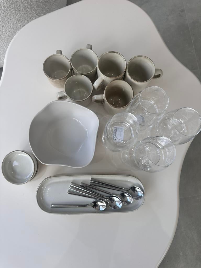 Setje servies, Ophalen, Zo goed als nieuw, Kom(men)