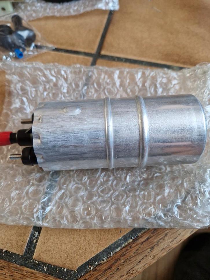 Pompe à essence pour  motos bmw k100rt, Autos : Pièces & Accessoires, Systèmes d'échappement, BMW, Neuf, Enlèvement